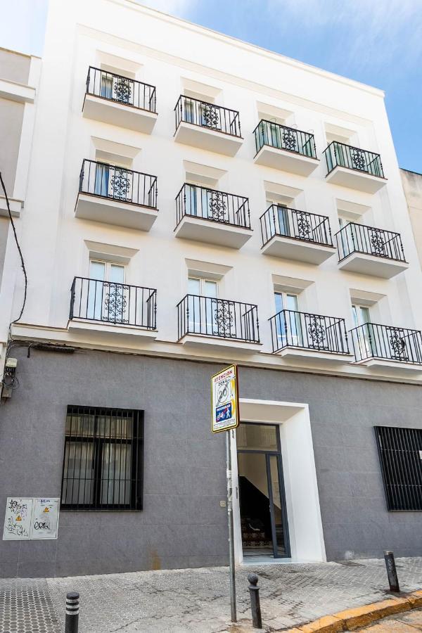 Style & Design By Sevillaluxurysuites Exterior photo